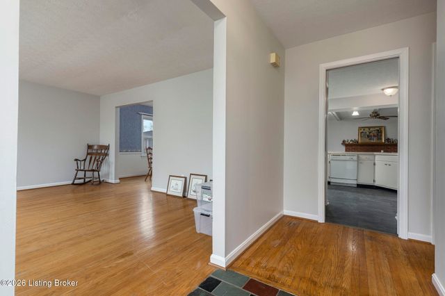 2611 Welsford Way, Louisville, KY 40242