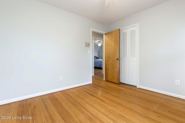 2611 Welsford Way, Louisville, KY 40242