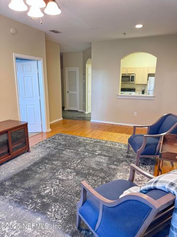 10550 BAYMEADOWS Road 512, Jacksonville, FL 32256