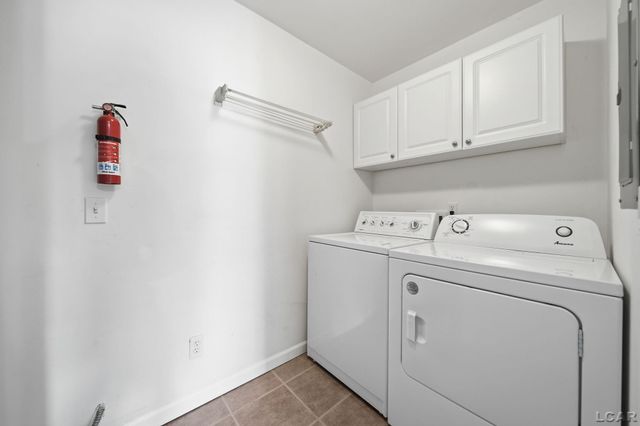 1241 Addington Lane, Ann Arbor, MI 48108
