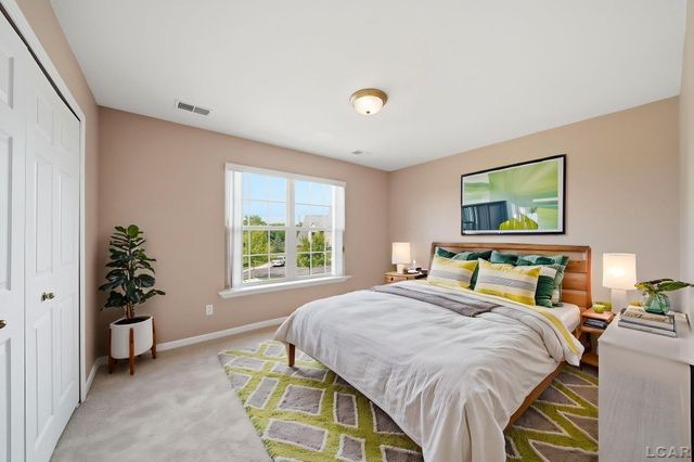 1241 Addington Lane, Ann Arbor, MI 48108