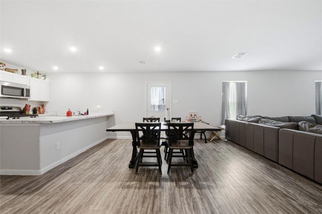 83 Road 51028, Cleveland, TX 77327