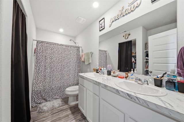 83 Road 51028, Cleveland, TX 77327