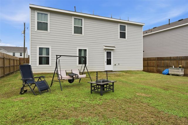 83 Road 51028, Cleveland, TX 77327