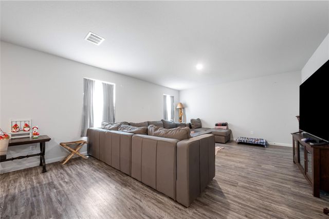 83 Road 51028, Cleveland, TX 77327