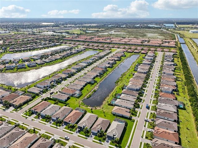 2445 Orchard ST, Naples, FL 34120