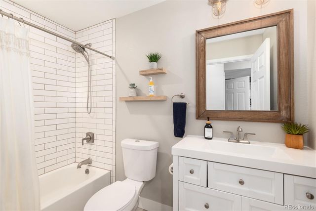 6621 Compelling Point, Parker, CO 80134