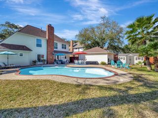 714 Crestwood Drive, El Lago, TX 77586