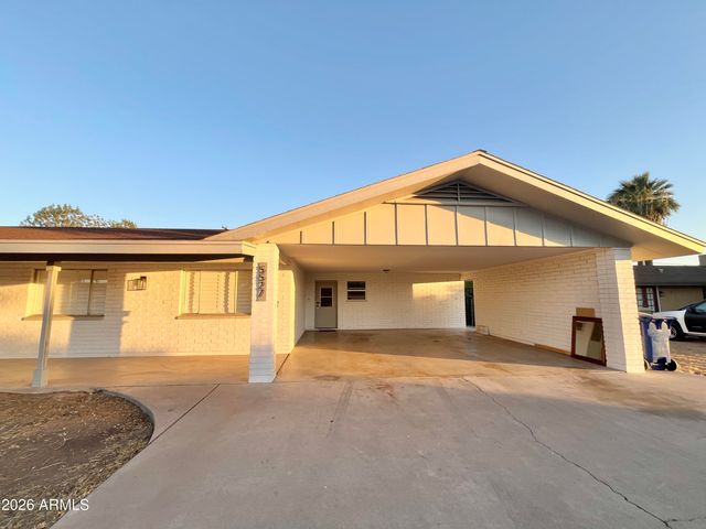 5527 W MORTEN Avenue, Glendale, AZ 85301