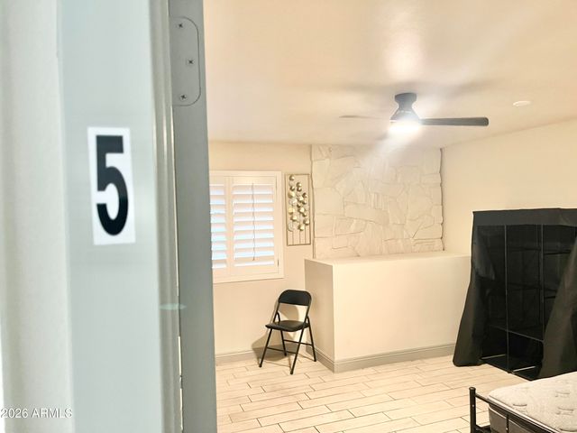5527 W MORTEN Avenue, Glendale, AZ 85301