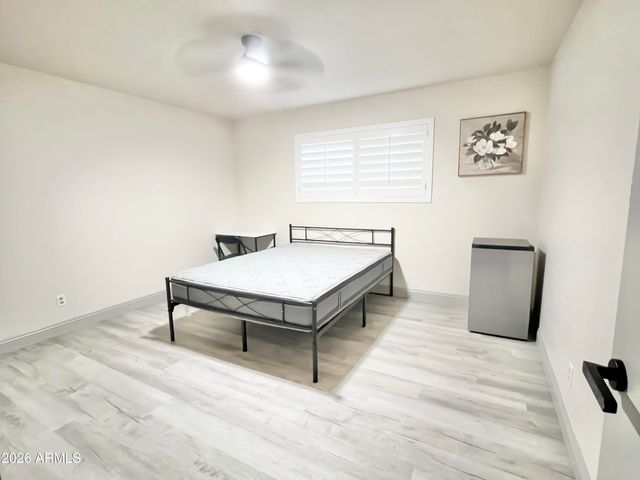 5527 W MORTEN Avenue, Glendale, AZ 85301