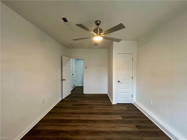 3001 Guenevere DR, Chesapeake, VA 23323