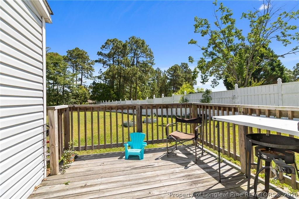 93 Castle Wood, Sanford, NC 27332 — photo 20