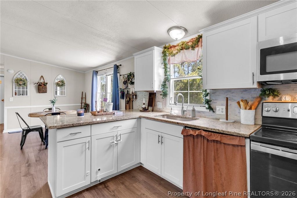 93 Castle Wood, Sanford, NC 27332 — photo 9