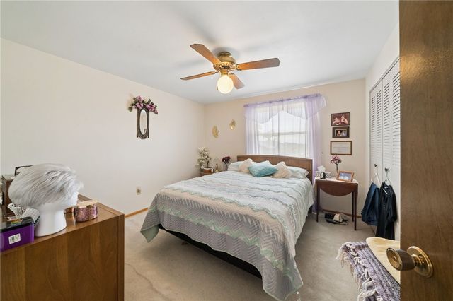 13479 Louise Dr, North Huntingdon, PA 15642