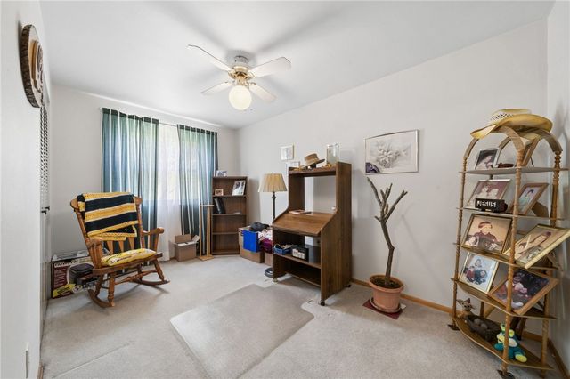 13479 Louise Dr, North Huntingdon, PA 15642