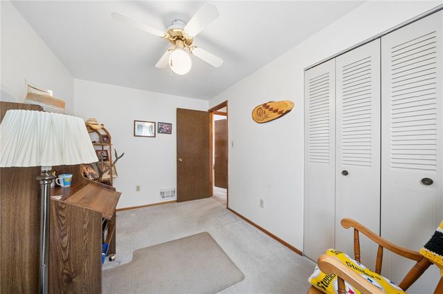 13479 Louise Dr, North Huntingdon, PA 15642