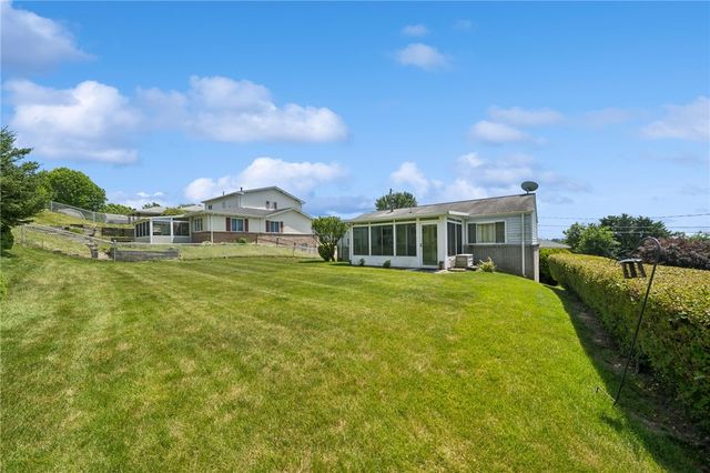 13479 Louise Dr, North Huntingdon, PA 15642