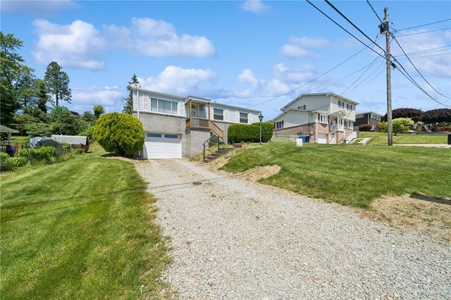 13479 Louise Dr, North Huntingdon, PA 15642
