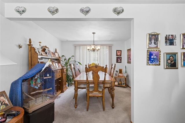 13479 Louise Dr, North Huntingdon, PA 15642