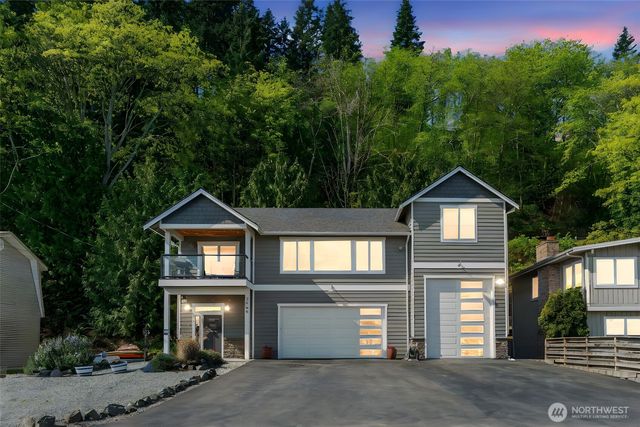 2968 Tillicum Beach Drive, Camano Island, WA 98282