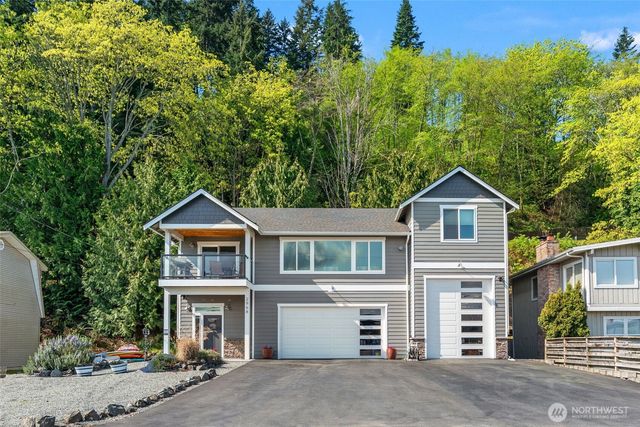 2968 Tillicum Beach Drive, Camano Island, WA 98282
