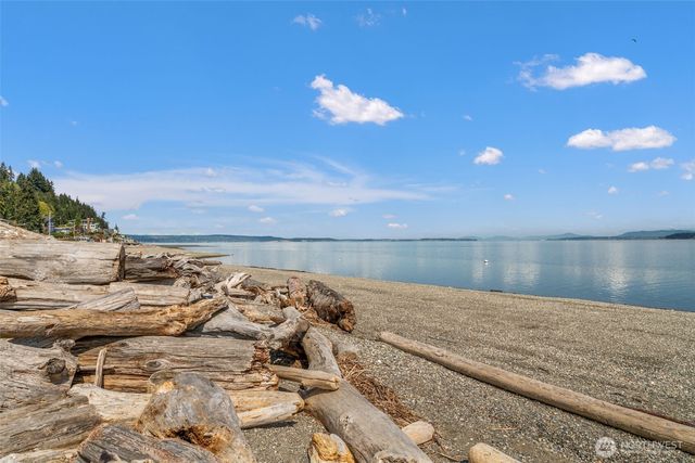 2968 Tillicum Beach Drive, Camano Island, WA 98282