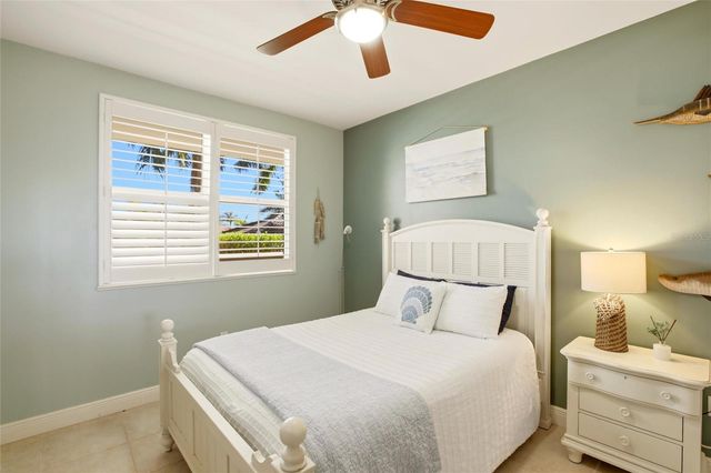 3313 SUNSET KEY CIRCLE 105, Punta Gorda, FL 33955