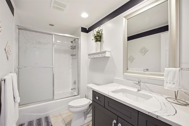 3313 SUNSET KEY CIRCLE 105, Punta Gorda, FL 33955