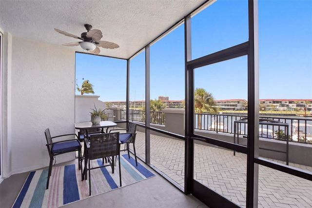 3313 SUNSET KEY CIRCLE 105, Punta Gorda, FL 33955