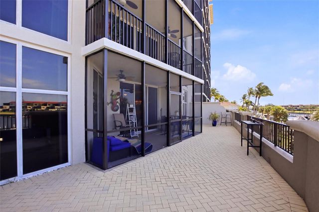 3313 SUNSET KEY CIRCLE 105, Punta Gorda, FL 33955