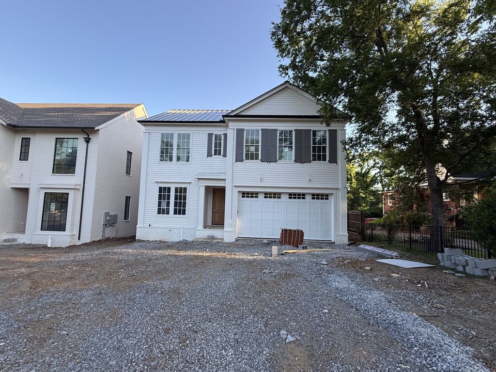 1133 Maplehurst Ln, Nashville, TN 37204