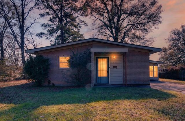 635 Browning Street, Shreveport, LA 71106