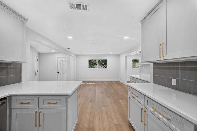 4750 Cockrell Avenue, Fort Worth, TX 76133