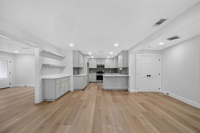 4750 Cockrell Avenue, Fort Worth, TX 76133