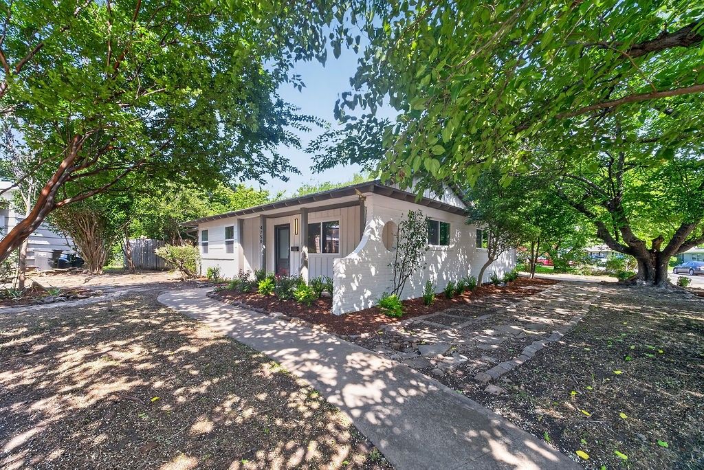 4750 Cockrell Avenue, Fort Worth, TX 76133