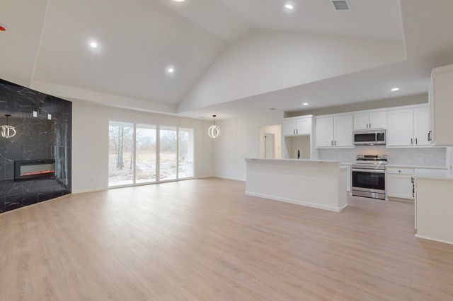 168 RS COUNTY 2372 Road, Alba, TX 75410