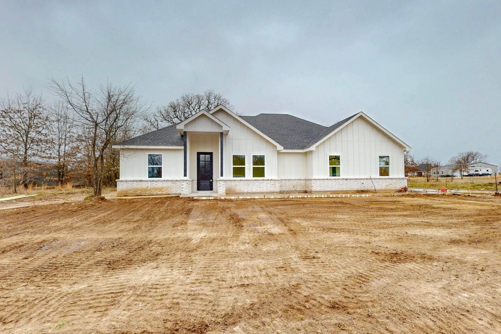 168 RS COUNTY 2372 Road, Alba, TX 75410