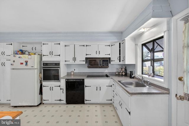 118 WHITE FAWN RD, Newark, DE 19711