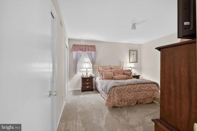 118 WHITE FAWN RD, Newark, DE 19711