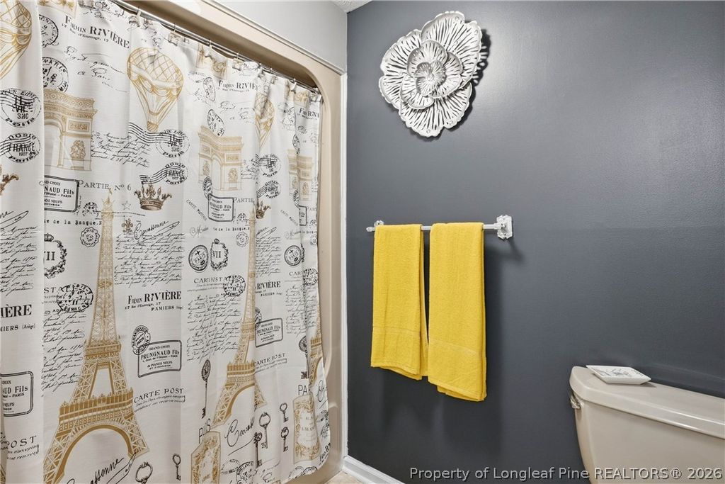 209 E Lochhaven Drive, Fayetteville, NC 28314 — photo 32