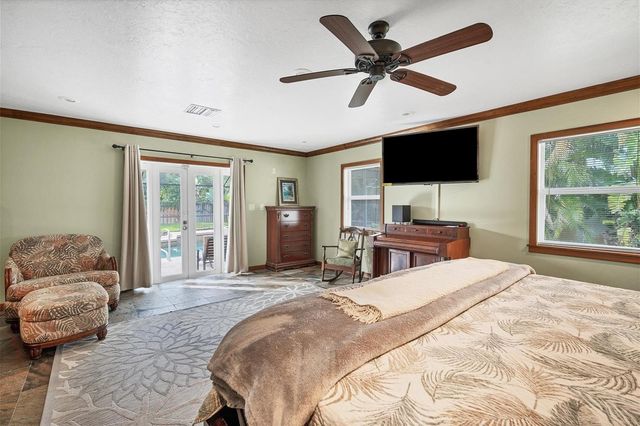 416 SUNSET DRIVE, Venice, FL 34285