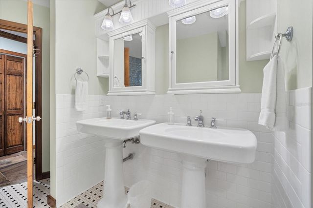 416 SUNSET DRIVE, Venice, FL 34285