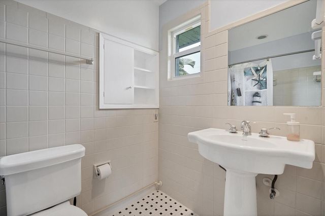 416 SUNSET DRIVE, Venice, FL 34285