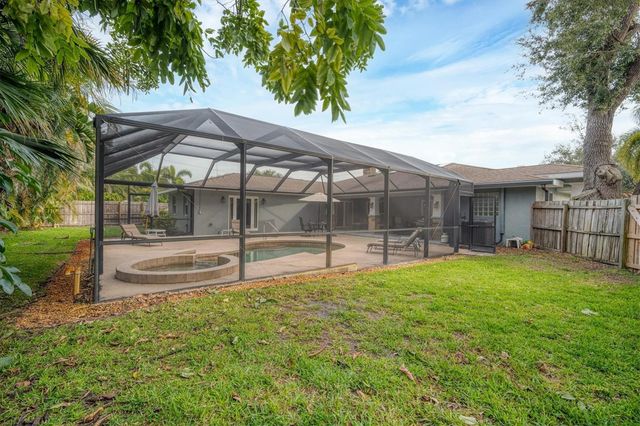 416 SUNSET DRIVE, Venice, FL 34285