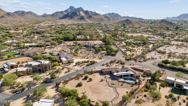 9607 N 40TH Street, Phoenix, AZ 85028