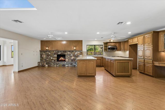 9607 N 40TH Street, Phoenix, AZ 85028