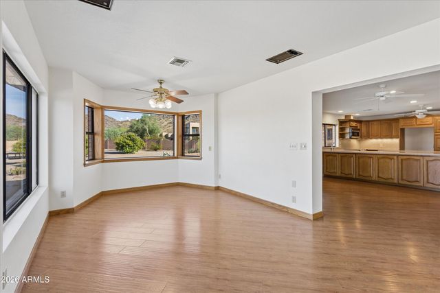 9607 N 40TH Street, Phoenix, AZ 85028