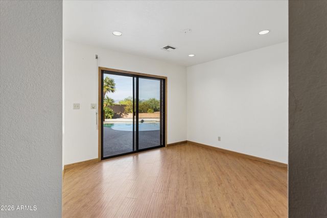 9607 N 40TH Street, Phoenix, AZ 85028