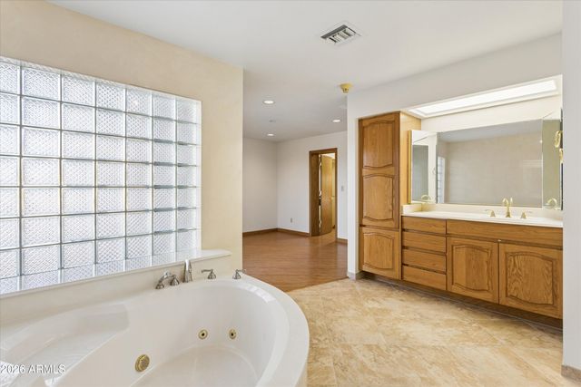 9607 N 40TH Street, Phoenix, AZ 85028